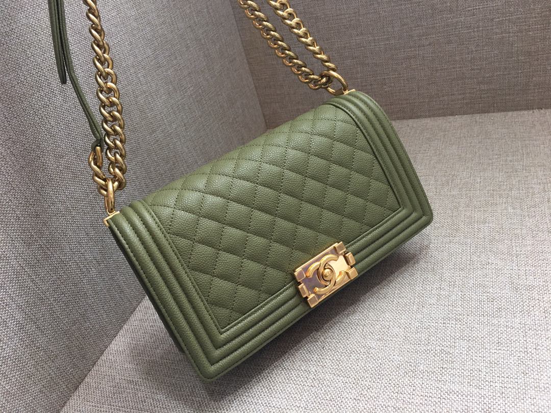 Caviar Medium Boy Handbag Flap Bag A67086 Green